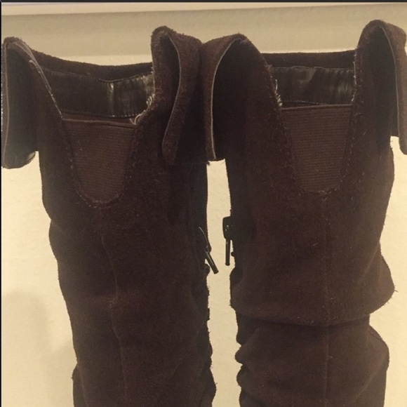 ME TOO brown suede wedge boots Size 6.5 - Picture 4 of 8
